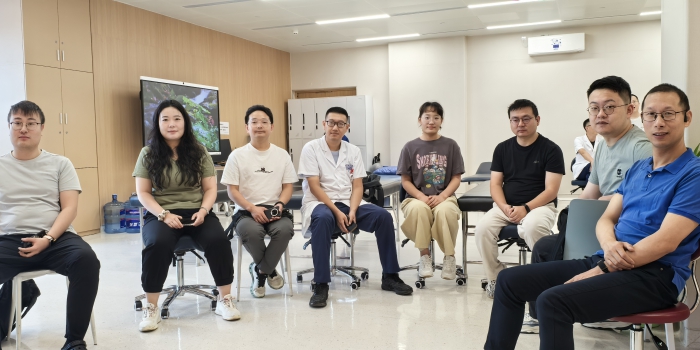 20250526刘沙鑫老师与进修生交流