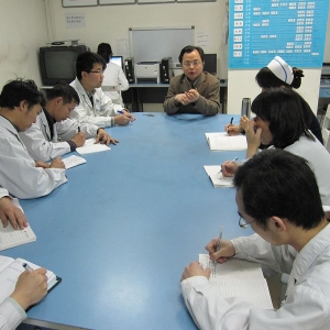 我院康复医学科成立玉树地震伤员康复治疗小组