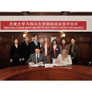 我院与丹麦VIA大学签署合作协议