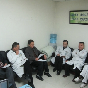 学习十八大精神  打造温江院区康复医疗服务示范医院