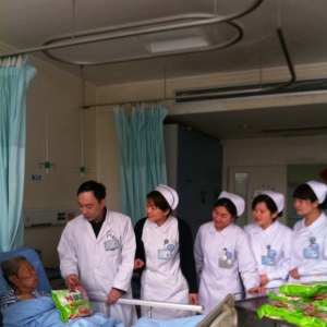 和患者一起过大年