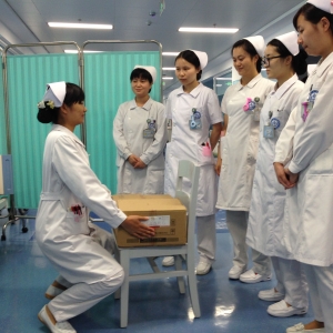 我中心脊髓损伤病房做好“腰突症”护理传帮带