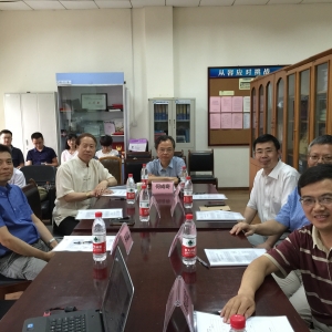我中心召开2015级博硕研究生开题报告会