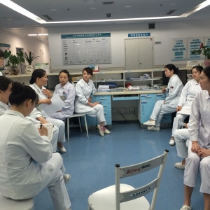 我中心肌肉骨骼病房进行护理专项管理工作总结会