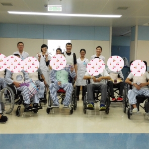 我中心作业治疗部开展了以“寓教于乐”为主题的脊髓损伤患者趣味寻宝小组活动治疗