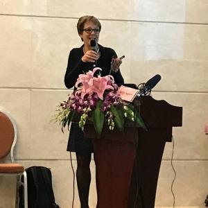 华西康复国际论坛会前工作坊风采之荷兰重症物理治疗专家Marike van der Schaaff