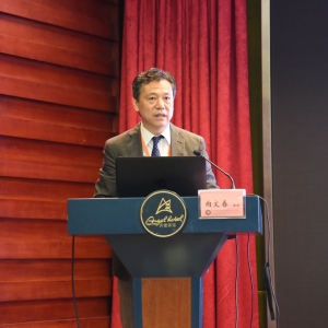 中美国际康复论坛----美国梅奥诊所再生疼痛医学科主任曲文春教授