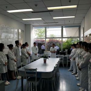 我中心脊髓损伤病房开展岗位职责及医患立场互换的讨论