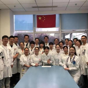我中心工作人员以特殊的方式庆祝建国70周年