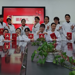 我中心举办第四届“烛耀杯”护理规培学员讲课比赛及2018级护理规培学员出科考核