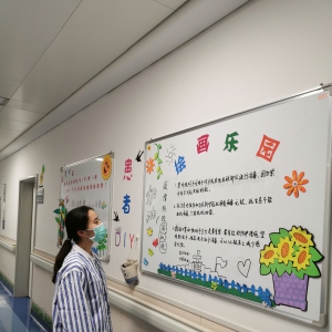 中心肌肉骨骼病房护设计“疫情防控周知晓”宣教栏等多种方式增强对住院患者的宣教
