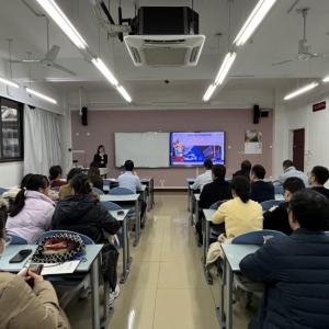四川大学华西临床医学院康复医学系成功召开2025学年春季学期集体备课会暨新教师试讲会